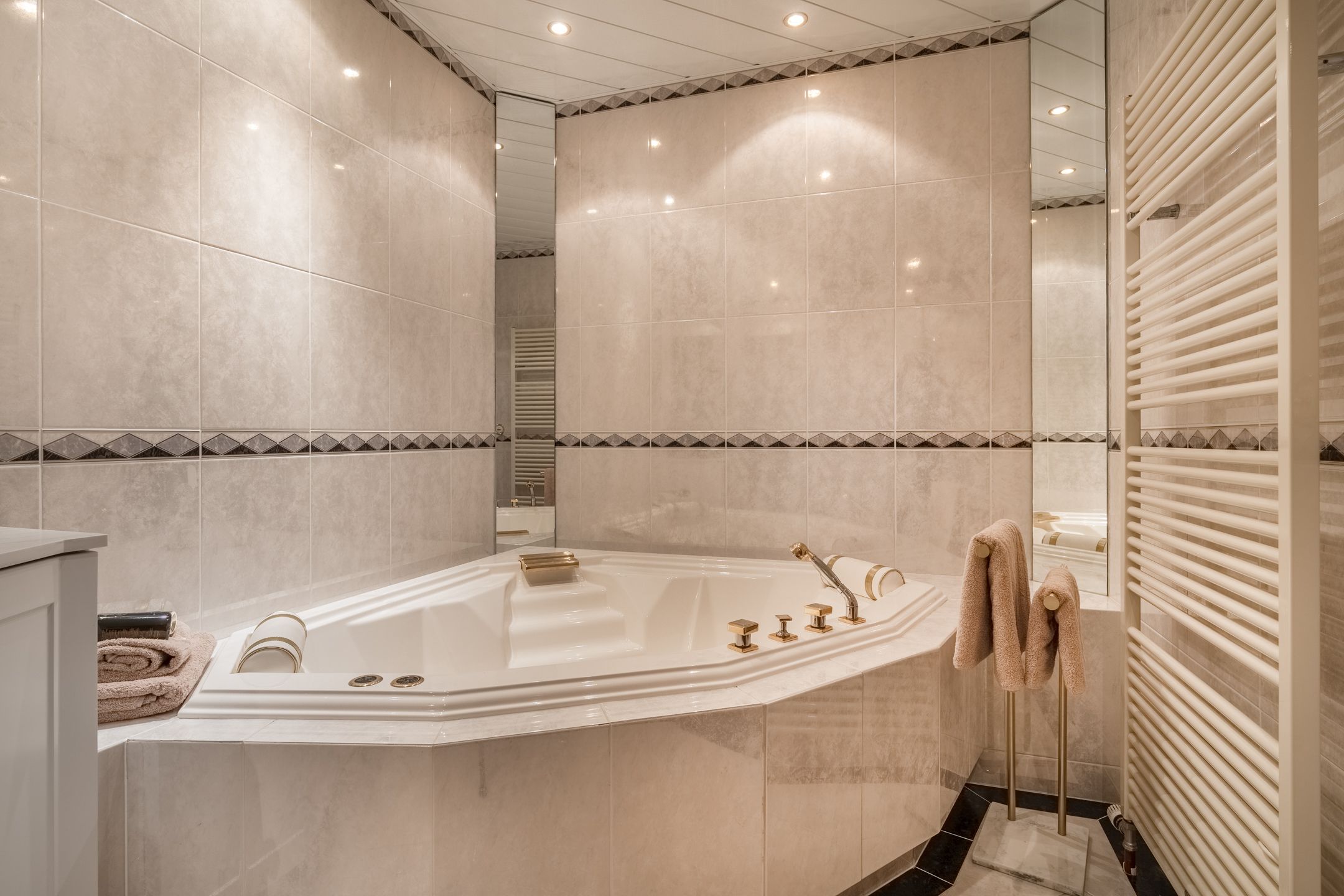 Foto 24 van Molenstraat 141