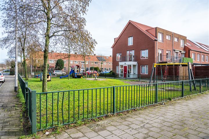 View photo 50 of Bosbesstraat 94