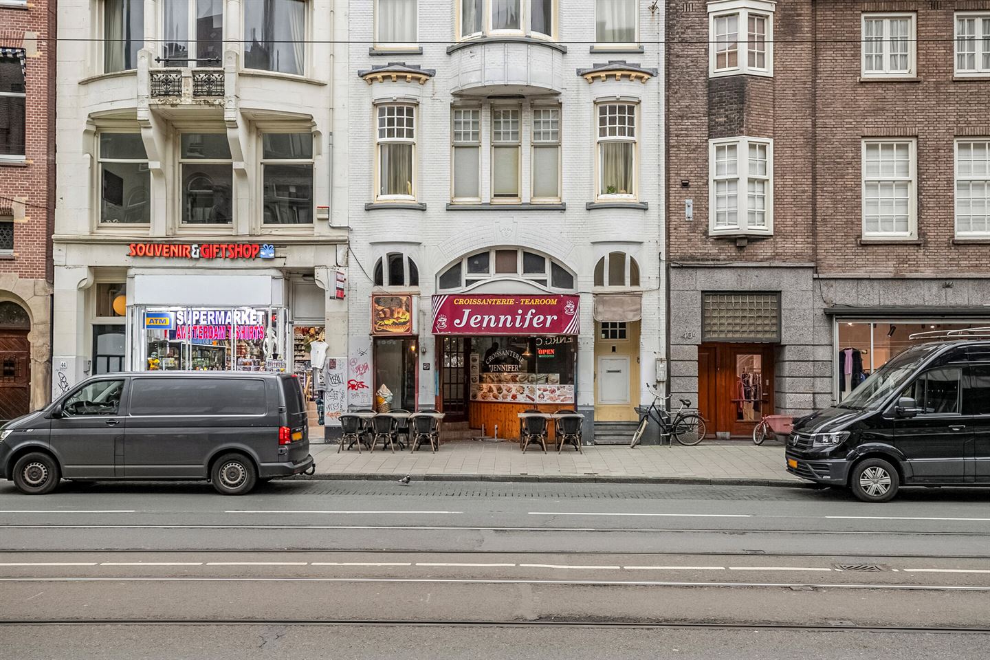 Bekijk foto 1 van Raadhuisstraat 42-H