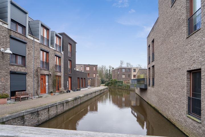 Bekijk foto 40 van Loes van Marlestraat 15