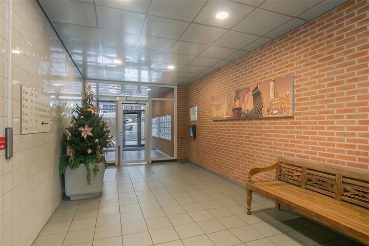 View photo 4 of Karel Doormanstraat 275-A