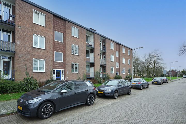 Bekijk foto 34 van Uranusstraat 19