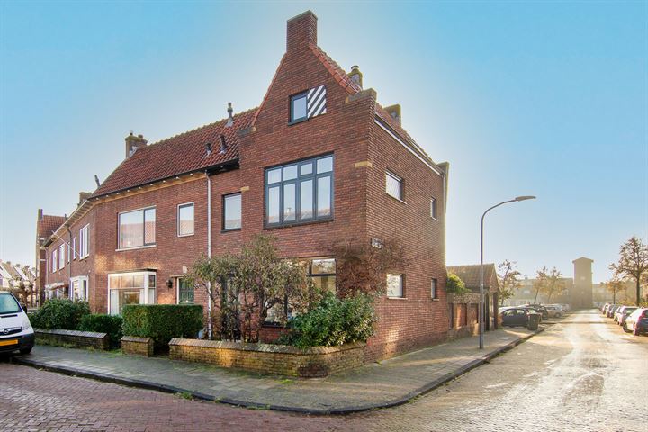 Bekijk foto 1 van Leeuwendalersstraat 2