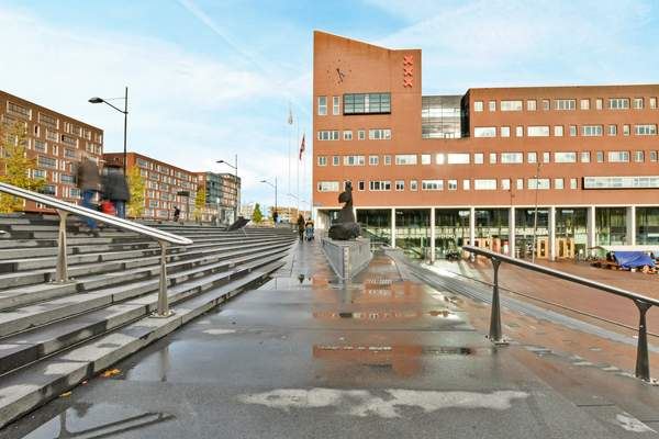 View photo 2 of Anton de Komplein 156-C