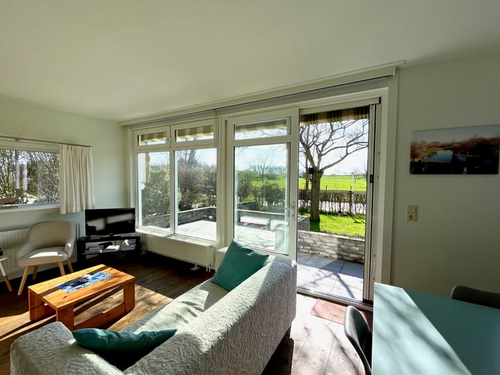 Photo 2 of Dorpsstraat 43