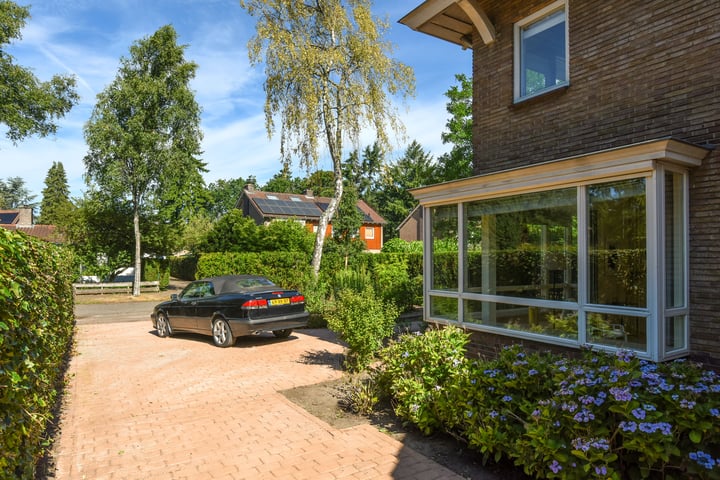 View photo 6 of Bilderdijklaan 24