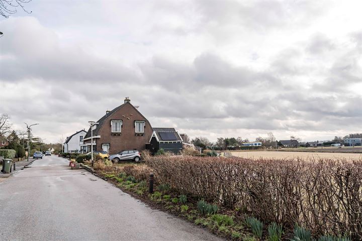 Bekijk foto 32 van Kennemerbeekweg 33