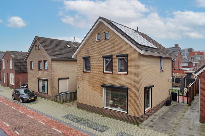 Bekijk foto 31 van Schoolstraat 13