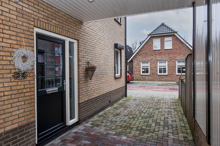 View photo 29 of Schoolstraat 13