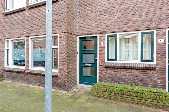 Bekijk foto 2 van Floris Heermalestraat 7