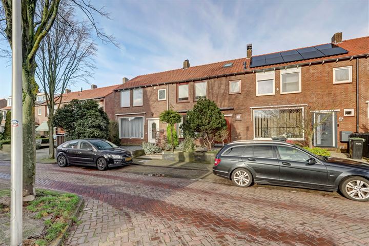 Bekijk foto 33 van Stoop van Zwijndrechtstraat 7