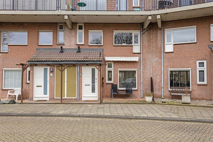 Bekijk foto 34 van J.C. Sterrenburgstraat 17