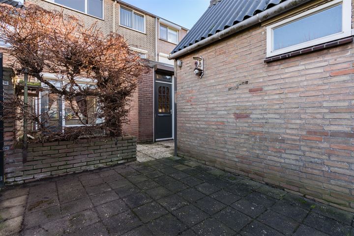 Bekijk foto 40 van Rozenstraat 10