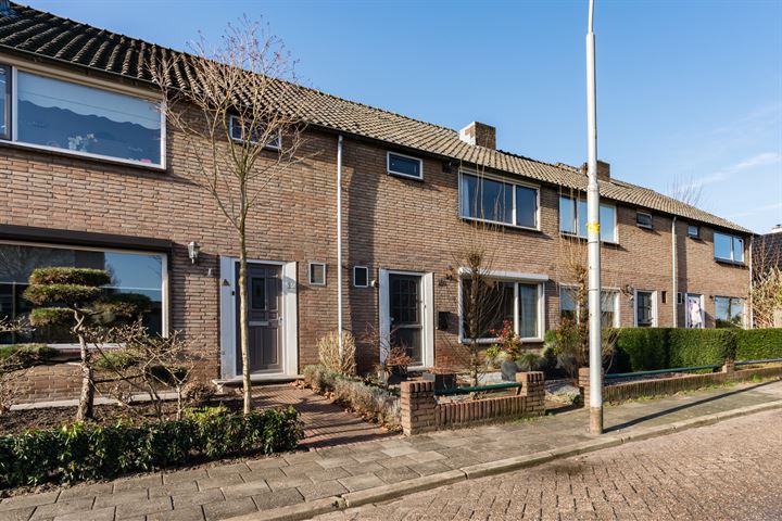 Bekijk foto 48 van Rozenstraat 10