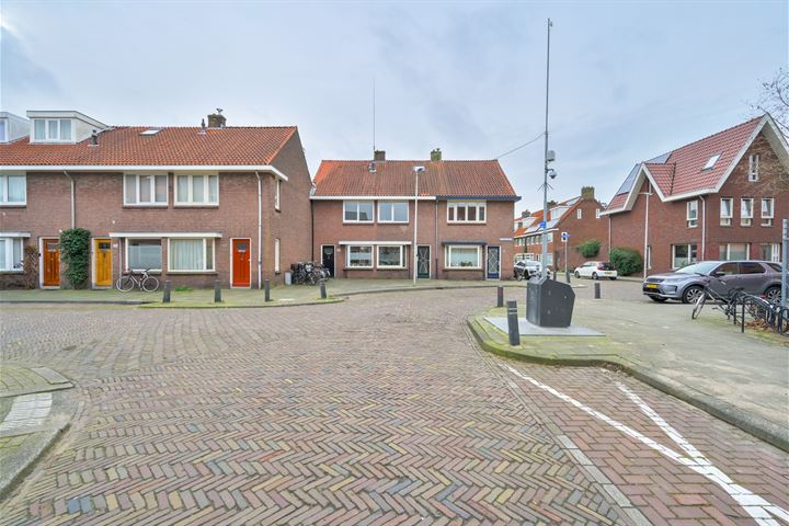 Bekijk foto 52 van Mijdrechtstraat 64