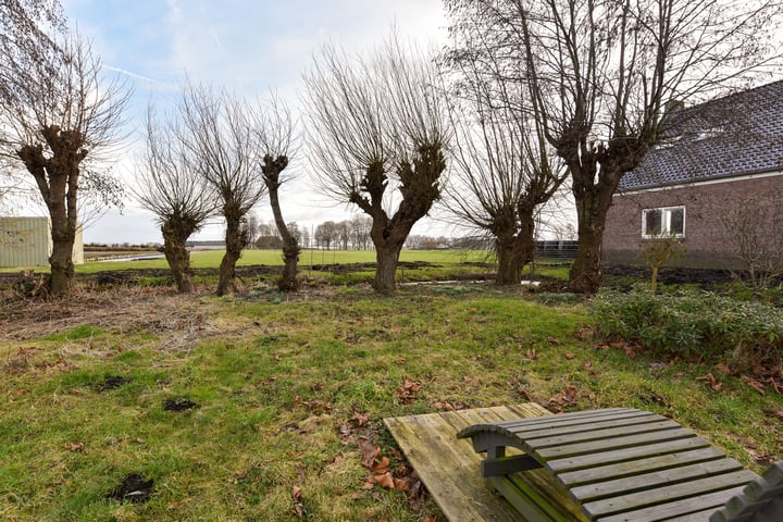 Bekijk foto 22 van de Hoef Oostzijde 25