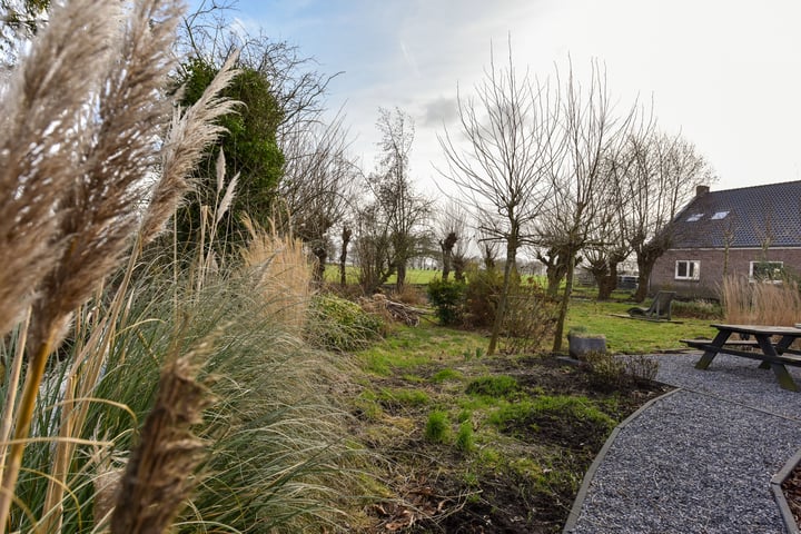 Bekijk foto 26 van de Hoef Oostzijde 25