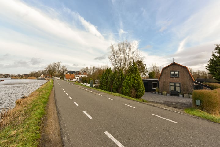 Bekijk foto 42 van de Hoef Oostzijde 25