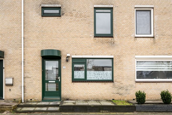 Bekijk foto 2 van Aagje Dekenstraat 13