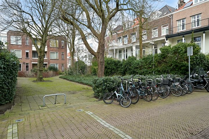 Bekijk foto 11 van Curaçaostraat 14