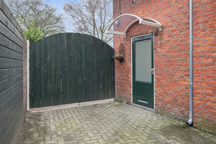 Bekijk foto 43 van Kloosterstraat 37