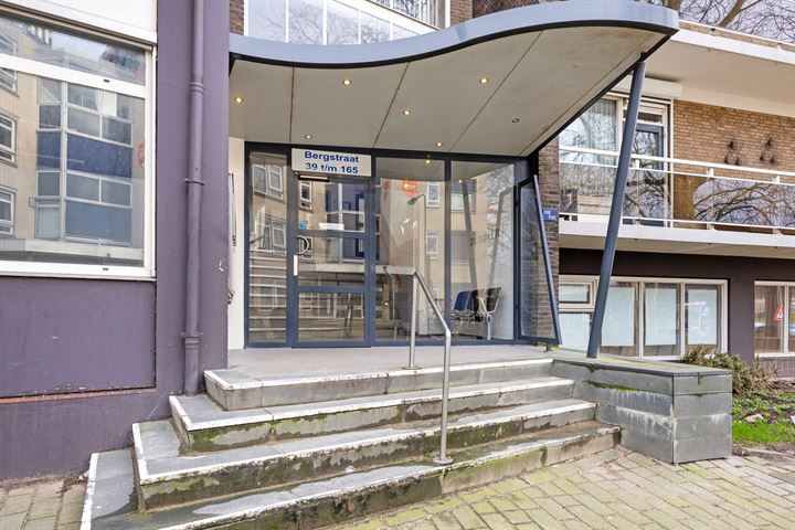 Bekijk foto 3 van Bergstraat 45