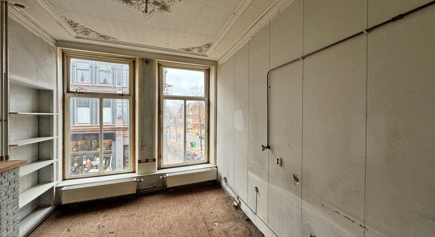 View photo 5 of Herestraat 82
