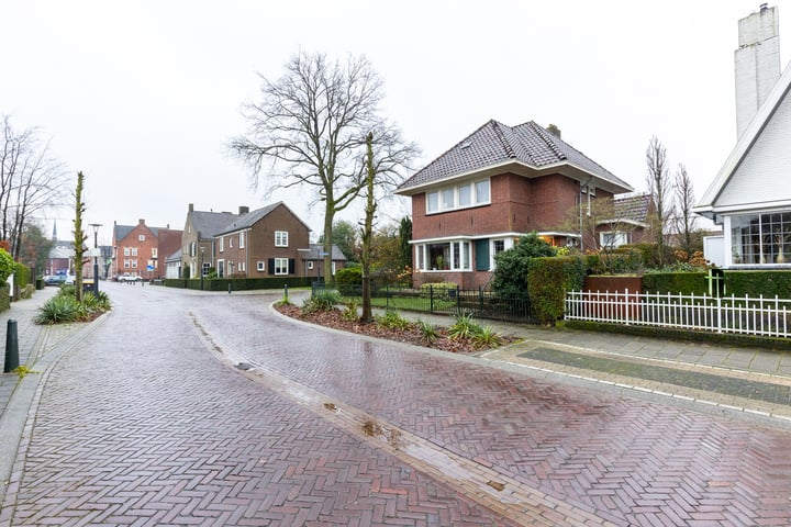 View photo 60 of Raadhuisstraat 13