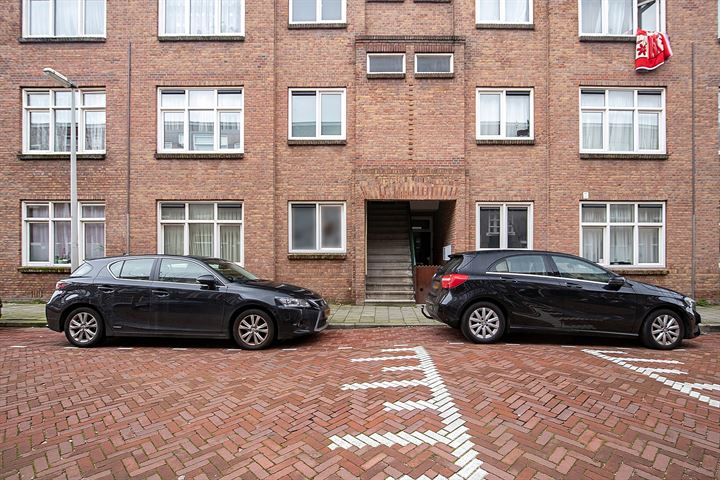 View photo 27 of Lyonnetstraat 43