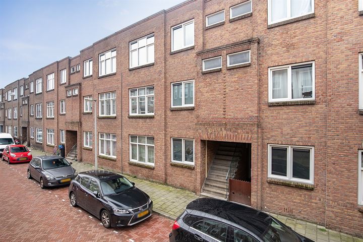 View photo 32 of Lyonnetstraat 43