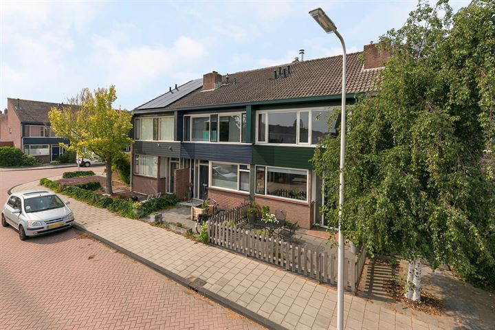 Bekijk foto 39 van Archimedesstraat 17