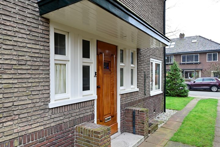 Bekijk foto 26 van Voltastraat 14