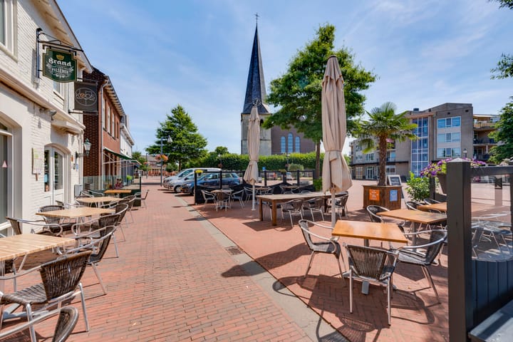 Foto 10 van Kerkplein 8