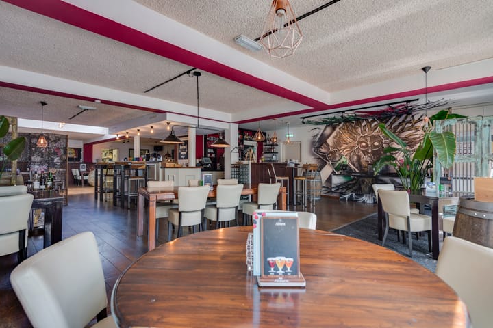 Foto 12 van Kerkplein 8