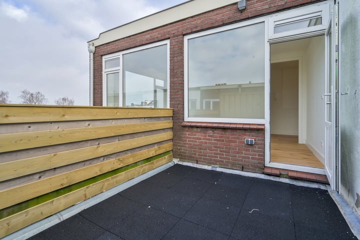 Bekijk foto 15 van Voltastraat 2-B