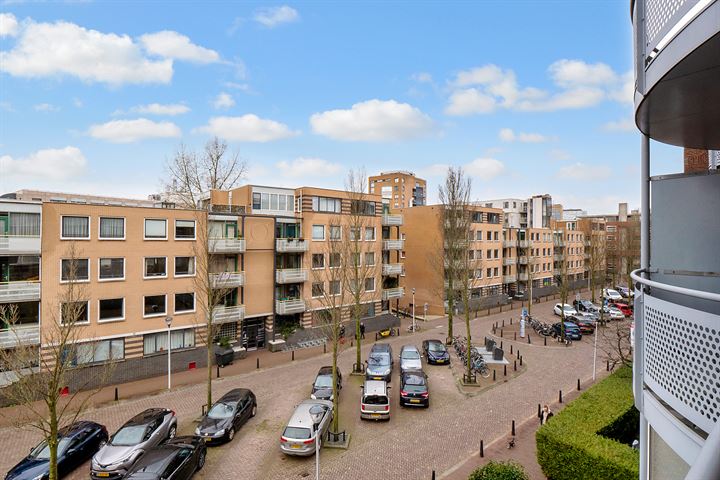 Bekijk foto 32 van Arthur van Schendelstraat 60