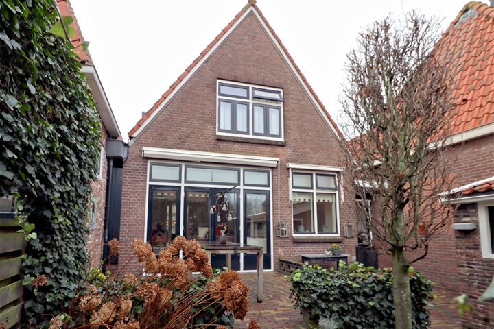 Bekijk foto 30 van Zuiderstraat 7