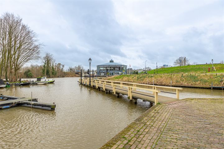 Bekijk foto 30 van Oranje Nassaulaan 23