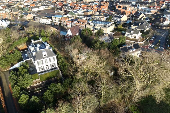 View photo 7 of Prins Hendrikweg 2