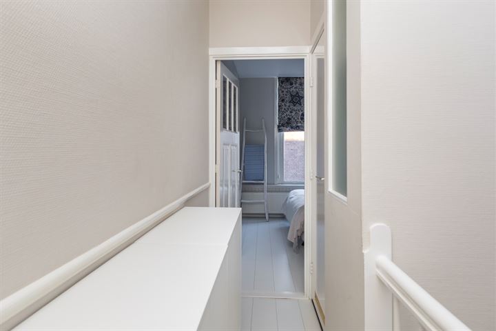 View photo 42 of Boreelstraat 23