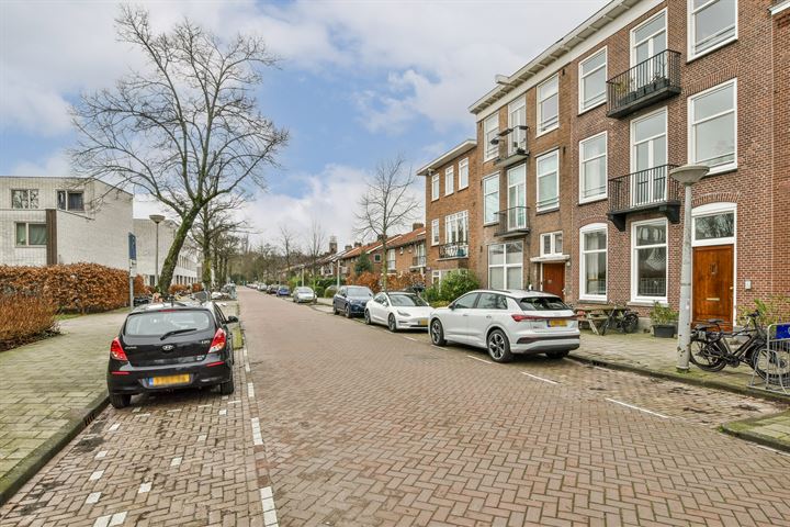 Bekijk foto 3 van Pasteurstraat 37-II