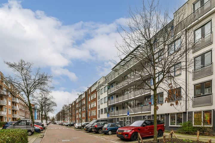 Bekijk foto 20 van Wagenaarstraat 34-B