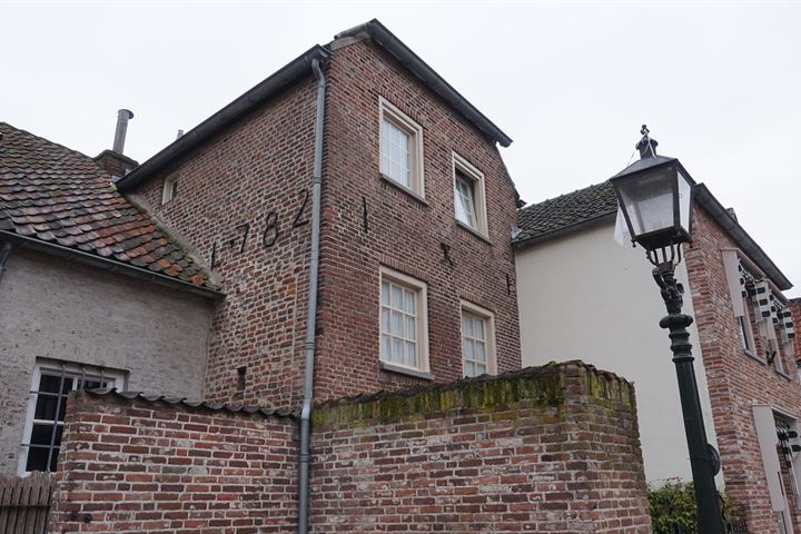 Bekijk foto 12 van Binnenhof 14