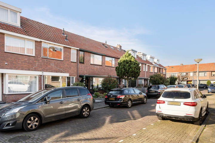 Bekijk foto 33 van Sumatrastraat 16