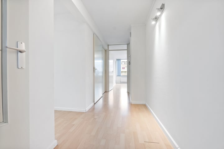 Bekijk foto 3 van Van Geenstraat 52
