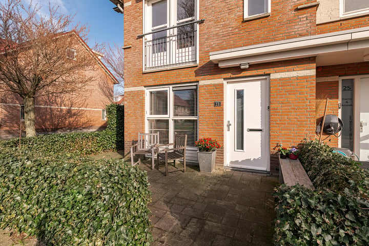 View photo 39 of Wolfstraat 23