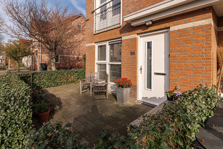 View photo 40 of Wolfstraat 23