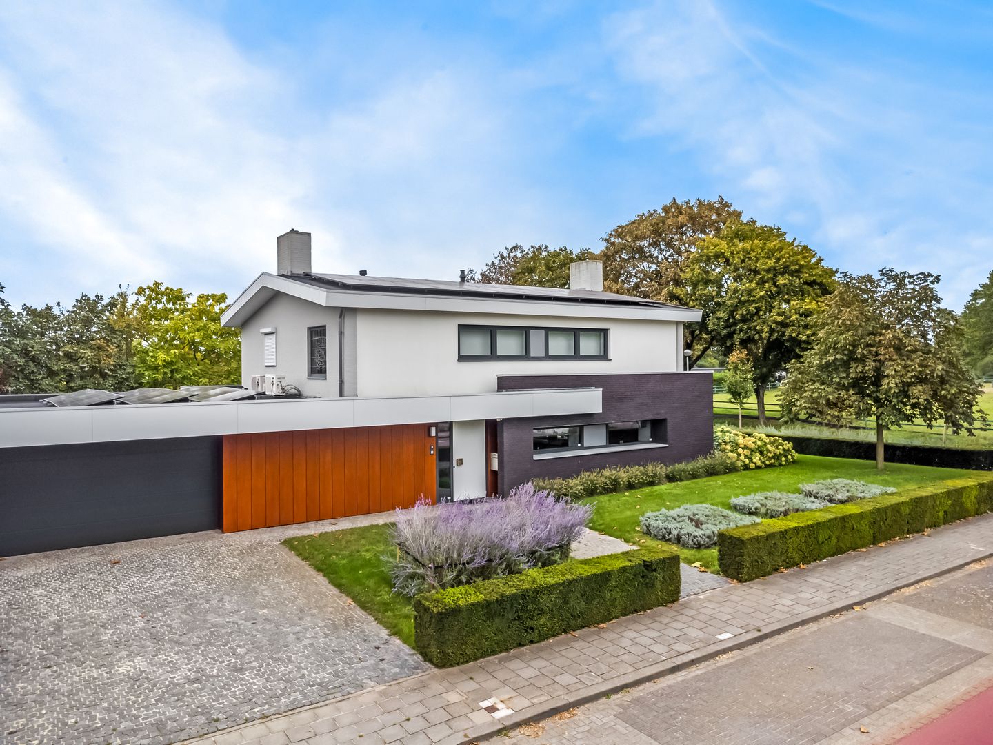 Photo 4 of Heerbaan 2