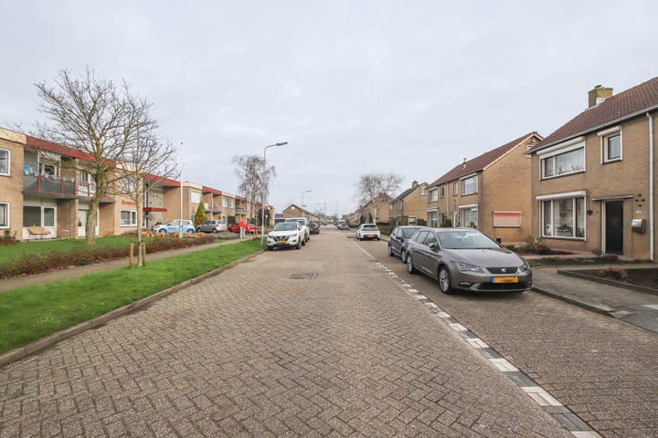 View photo 31 of Nieukerckestraat 10