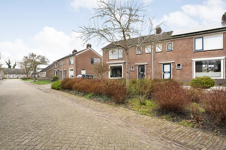 Bekijk foto 3 van Kampweg 35